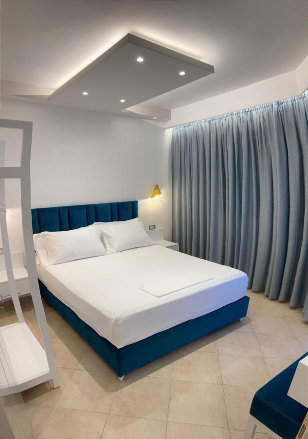 Luna Magica Hotel Borsh Bagian luar foto